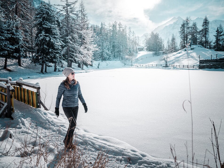 Winter at the lake | © Holiday destination Grächen St. Niklaus
